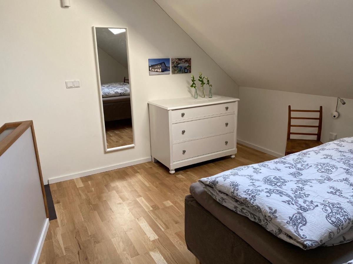 Ferienwohnung Zachhof Niederleierndorf Langquaid Exterior foto